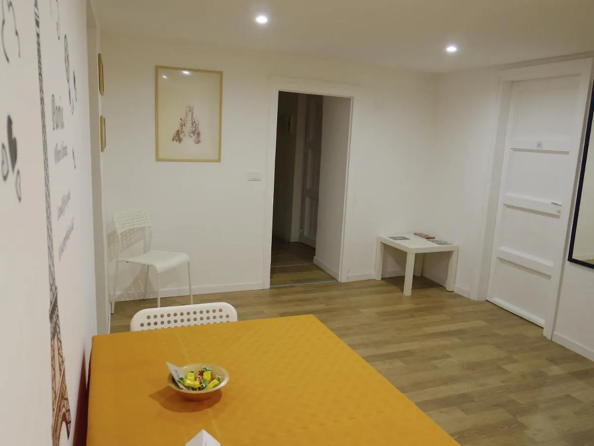 *** Bed & Breakfast Family House - Bb Home Maletto Palermo Italy