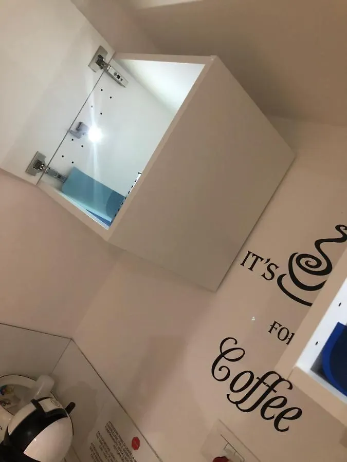 Family House - Bb Home Maletto Palermo Bed & Breakfast